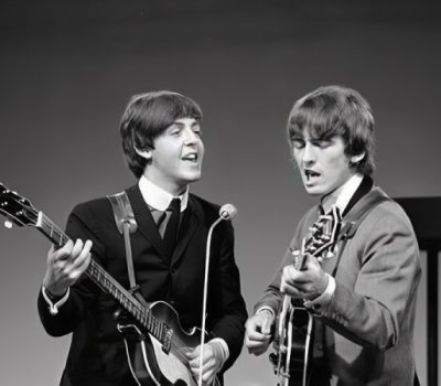 Paul McCartney, old english sheepdog, music, martha my dear, martha