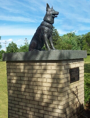 German Shepherd Dog,sculpture,police dog police dog,Anoka Police Federation