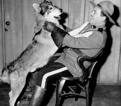 Yukon King,Alaskan Malamute,Siberian Husky,Mack Truck,Brockway Carriage Works,Sargent Preston of the Yukon,TV,radio,logo,mascot