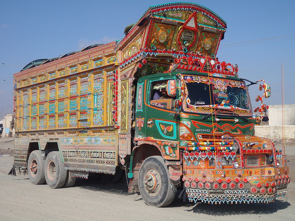 Indian Bull Terrier, Gull Terrier, jingle trucks